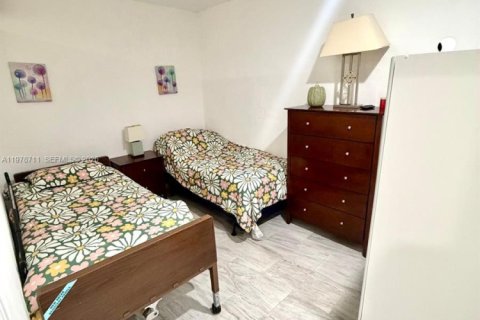 House in Homestead, Florida 3 bedrooms, 176.24 sq.m. № 2046003 - photo 7