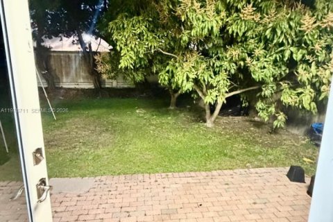 House in Homestead, Florida 3 bedrooms, 176.24 sq.m. № 2046003 - photo 21