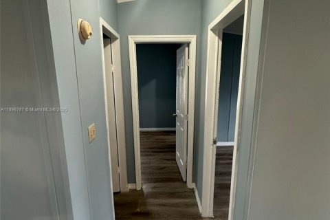 Снять в аренду квартиру в Бока-Ратон, Флорида 3 спальни, 107.02м2, № 1948397 - фото 13