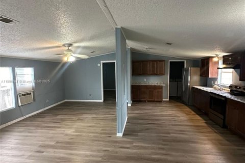 Снять в аренду квартиру в Бока-Ратон, Флорида 3 спальни, 107.02м2, № 1948397 - фото 4