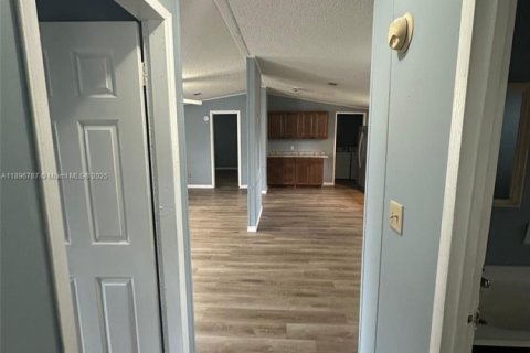 Снять в аренду квартиру в Бока-Ратон, Флорида 3 спальни, 107.02м2, № 1948397 - фото 5