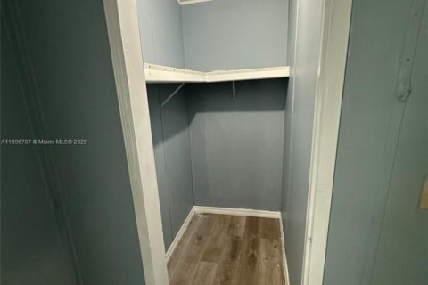 Снять в аренду квартиру в Бока-Ратон, Флорида 3 спальни, 107.02м2, № 1948397 - фото 8