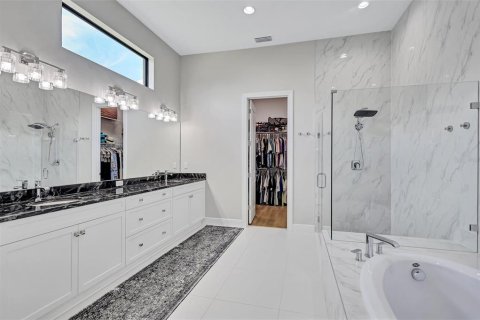 Casa en venta en Sarasota, Florida, 3 dormitorios, 273.41 m2 № 2384036 - foto 29