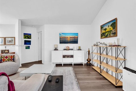 Villa ou maison à vendre à Pembroke Pines, Floride: 3 chambres, 130.81 m2 № 2059638 - photo 9