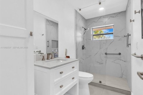 Villa ou maison à vendre à Pembroke Pines, Floride: 3 chambres, 130.81 m2 № 2059638 - photo 27