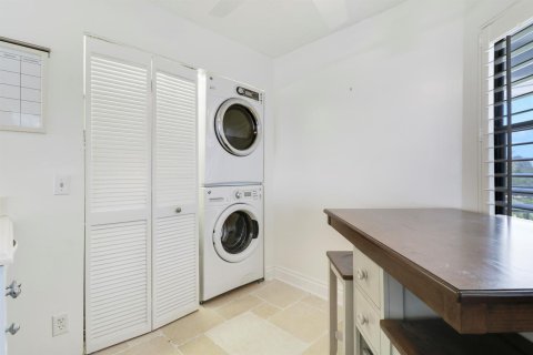 Купить кондоминиум в Джуно-Бич, Флорида 8 комнат, 143.35м2, № 2260302 - фото 23