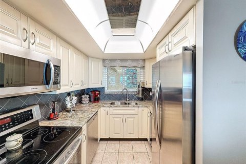 Copropriété à vendre à Hudson, Floride: 2 chambres, 88.26 m2 № 1879603 - photo 11