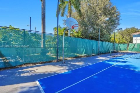Adosado en venta en Riviera Beach, Florida, 2 dormitorios, 113.99 m2 № 2088615 - foto 7