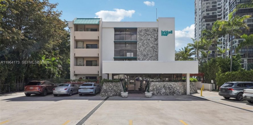 Condo in Miami, Florida, 2 bedrooms  № 2026791