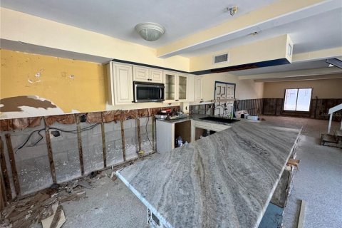 Купить таунхаус в Индиан-Шорс, Флорида 10 комнат, 146.32м2, № 2122508 - фото 11