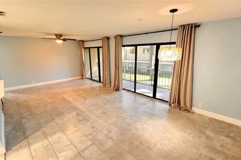 Condo in Winter Springs, Florida, 3 bedrooms  № 1909382 - photo 6