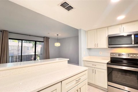Condo in Winter Springs, Florida, 3 bedrooms  № 1909382 - photo 18