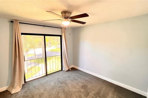 Condo in Winter Springs, Florida, 3 bedrooms  № 1909382 - photo 10