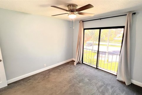 Condo in Winter Springs, Florida, 3 bedrooms  № 1909382 - photo 22