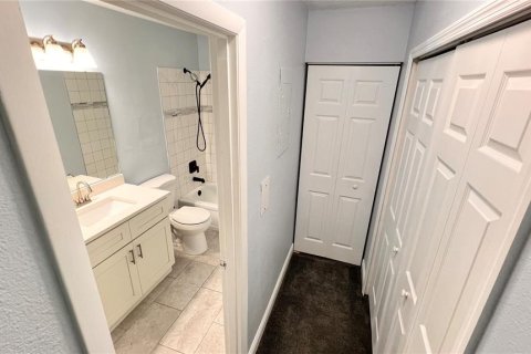 Condo in Winter Springs, Florida, 3 bedrooms  № 1909382 - photo 19