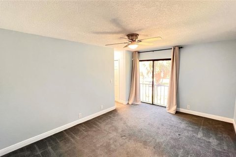 Condo in Winter Springs, Florida, 3 bedrooms  № 1909382 - photo 30