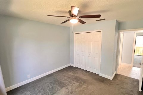 Condo in Winter Springs, Florida, 3 bedrooms  № 1909382 - photo 23