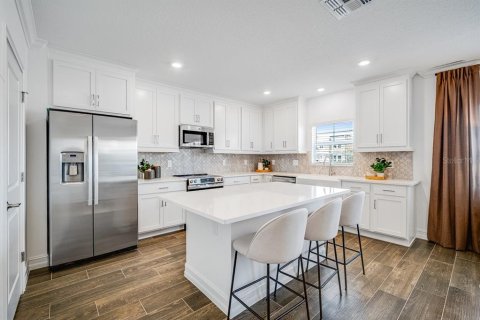Townhouse in Tampa, Florida 4 bedrooms, 223.89 sq.m. № 1516721 - photo 14