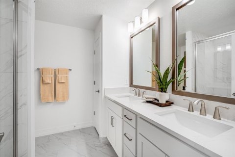 Townhouse in Tampa, Florida 4 bedrooms, 223.89 sq.m. № 1516721 - photo 25