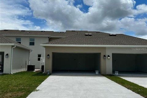 Townhouse in Winter Garden, Florida 4 bedrooms, 185.8 sq.m. № 1777192 - photo 3