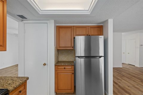 House in Seminole, Florida 3 bedrooms, 157.19 sq.m. № 1915523 - photo 7