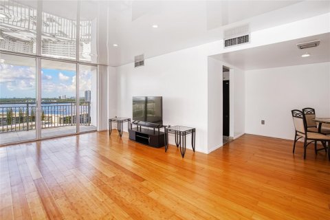 Condominio en venta en Aventura, Florida, 2 dormitorios, 145.39 m2 № 2089144 - foto 4