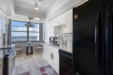 Condominio en venta en Aventura, Florida, 2 dormitorios, 145.39 m2 № 2089144 - foto 11