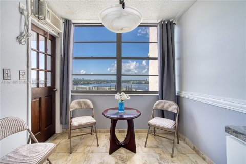 Condominio en venta en Aventura, Florida, 2 dormitorios, 145.39 m2 № 2089144 - foto 12