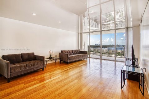 Condominio en venta en Aventura, Florida, 2 dormitorios, 145.39 m2 № 2089144 - foto 3