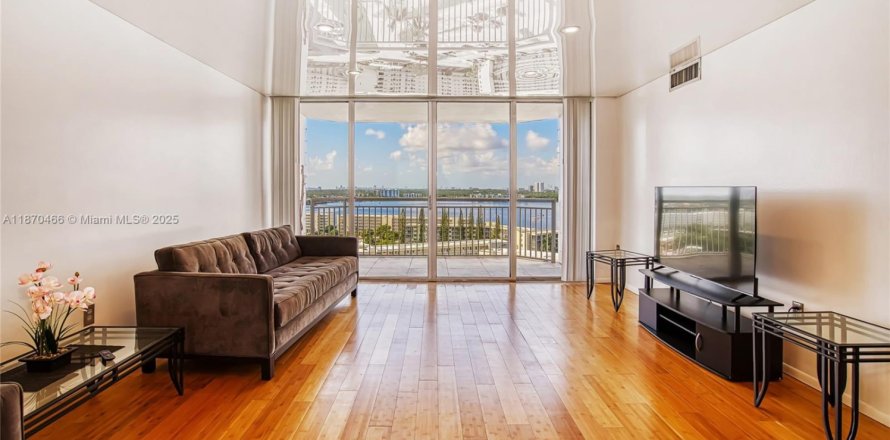 Condominio en Aventura, Florida, 2 dormitorios  № 2089144