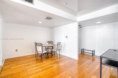 Condominio en venta en Aventura, Florida, 2 dormitorios, 145.39 m2 № 2089144 - foto 7