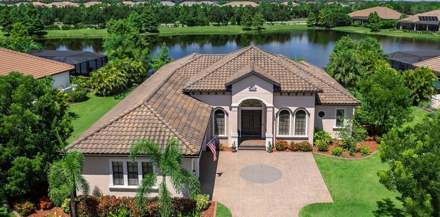 Casa en Lakewood Ranch, Florida 4 dormitorios, 272.39 m2 № 1909750