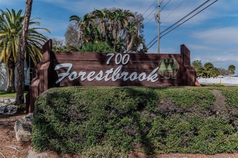 Condo in Largo, Florida, 2 bedrooms № 2277554