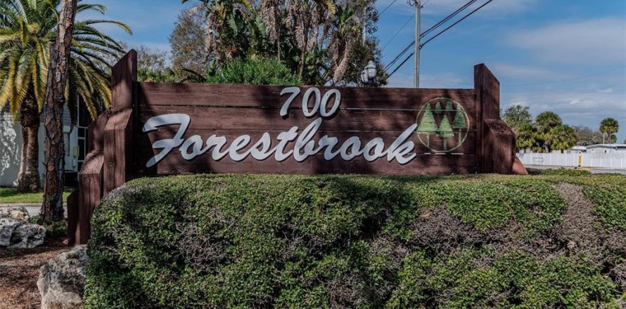 Condo in Largo, Florida, 2 bedrooms  № 2277554