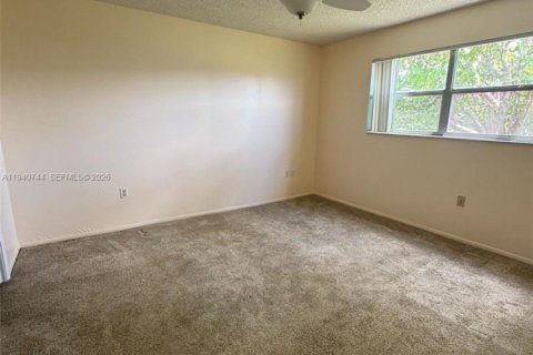 Copropriété à louer à Sunrise, Floride: 2 chambres, 78.97 m2 № 1997777 - photo 8