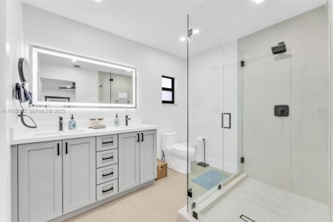 Villa ou maison à vendre à Cooper City, Floride: 3 chambres, 169.45 m2 № 1984383 - photo 28