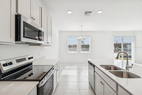 Casa en venta en Spring Hill, Florida, 3 dormitorios, 213.02 m2 № 2094269 - foto 21