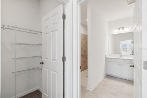 Casa en venta en Spring Hill, Florida, 3 dormitorios, 213.02 m2 № 2094269 - foto 28