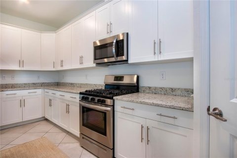 Villa ou maison à vendre à Bradenton, Floride: 3 chambres, 171.78 m2 № 2284630 - photo 21