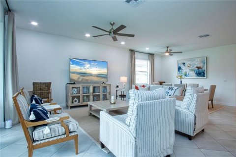 Villa ou maison à vendre à Bradenton, Floride: 3 chambres, 171.78 m2 № 2284630 - photo 8