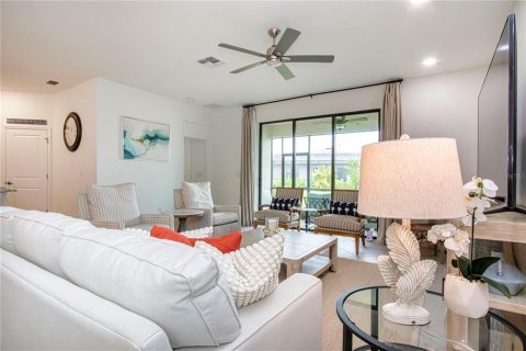 Villa ou maison à vendre à Bradenton, Floride: 3 chambres, 171.78 m2 № 2284630 - photo 11