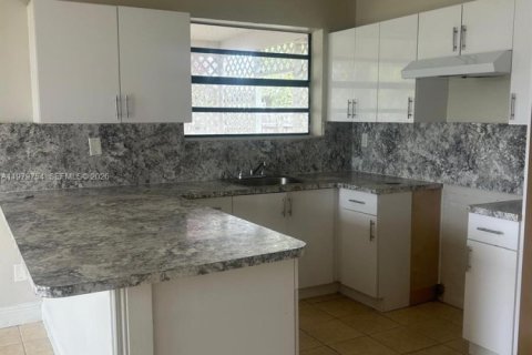 Villa ou maison à vendre à Homestead, Floride: 3 chambres, 81.29 m2 № 2044240 - photo 7