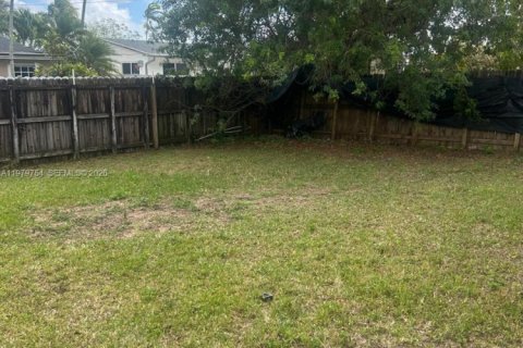 Villa ou maison à vendre à Homestead, Floride: 3 chambres, 81.29 m2 № 2044240 - photo 17