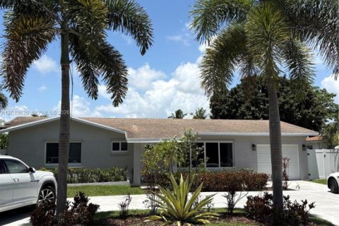 Villa ou maison à Oakland Park, Floride 3 chambres, 101.45 m2 № 2178167