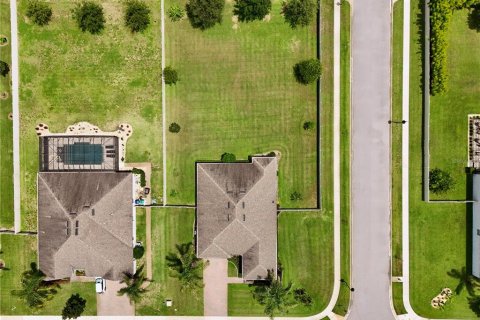 House in Orlando, Florida 3 bedrooms, 233.74 sq.m. № 2202137 - photo 5