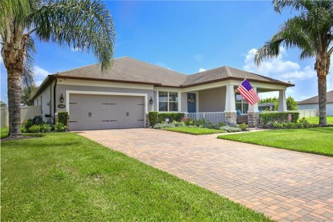 House in Orlando, Florida 3 bedrooms, 233.74 sq.m. № 2202137 - photo 2