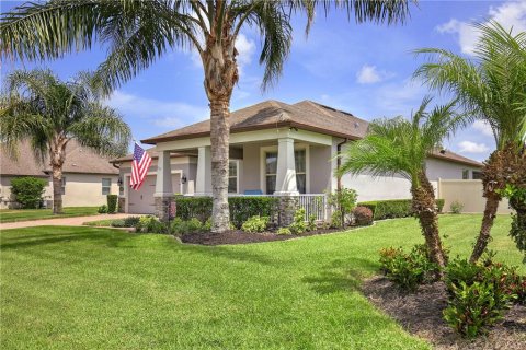 House in Orlando, Florida 3 bedrooms, 233.74 sq.m. № 2202137 - photo 4