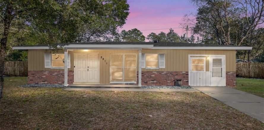 Villa ou maison à Gainesville, Floride 3 chambres, 117.89 m2 № 2210221
