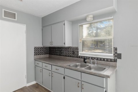 Villa ou maison à vendre à Gainesville, Floride: 3 chambres, 117.89 m2 № 2210221 - photo 13