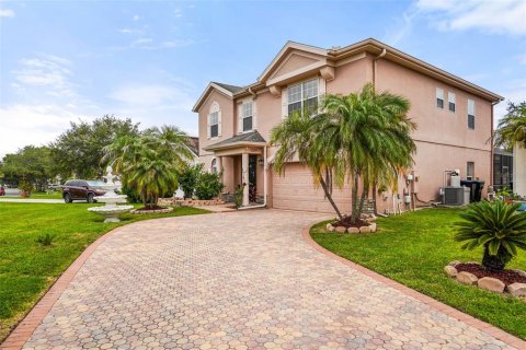 Villa ou maison à vendre à Orlando, Floride: 5 chambres, 262.54 m2 № 2267439 - photo 3